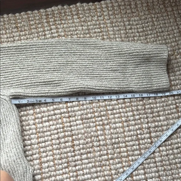 Toteme Sweater - Picture 6 of 9